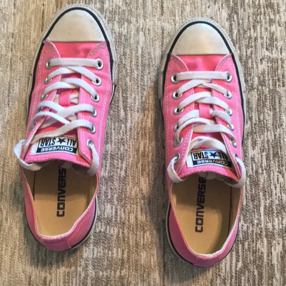 PINK CONVERSE